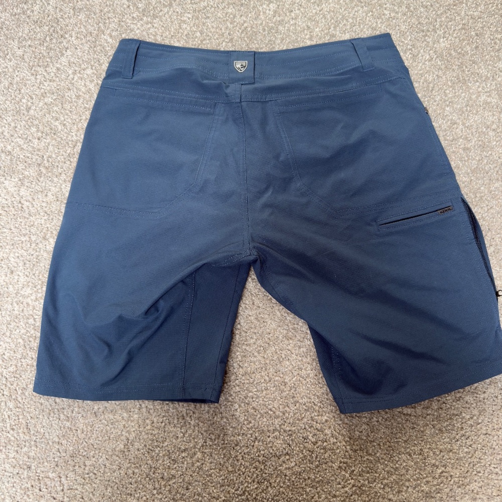 Kuhn Silencr Kargo shorts, blue, 32”, good condition